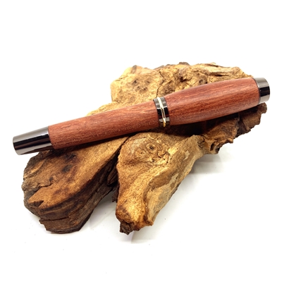 Dřevěné plnicí pero Elegance - Bubinga titanium