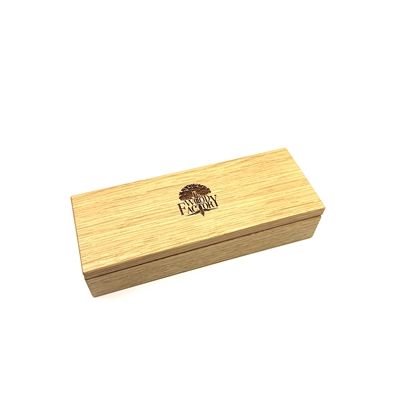 Dubová masivní krabička - ošetřena včelím voskem