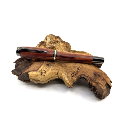 Dřevěné kuličkové pero Elegance - Leopardwood titanium