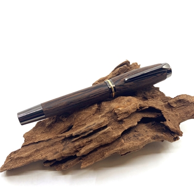 Dřevěné kuličkové pero Elegance - Wenge titanium