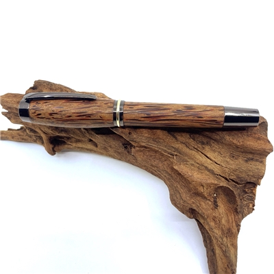 Dřevěné kuličkové pero Elegance - Red Palmira 111 titanium