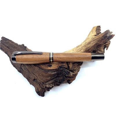 Dřevěné kuličkové pero Elegance - Ořech titanium